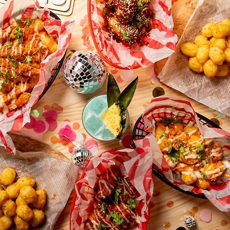 Moxy Manchester City Bagian luar foto